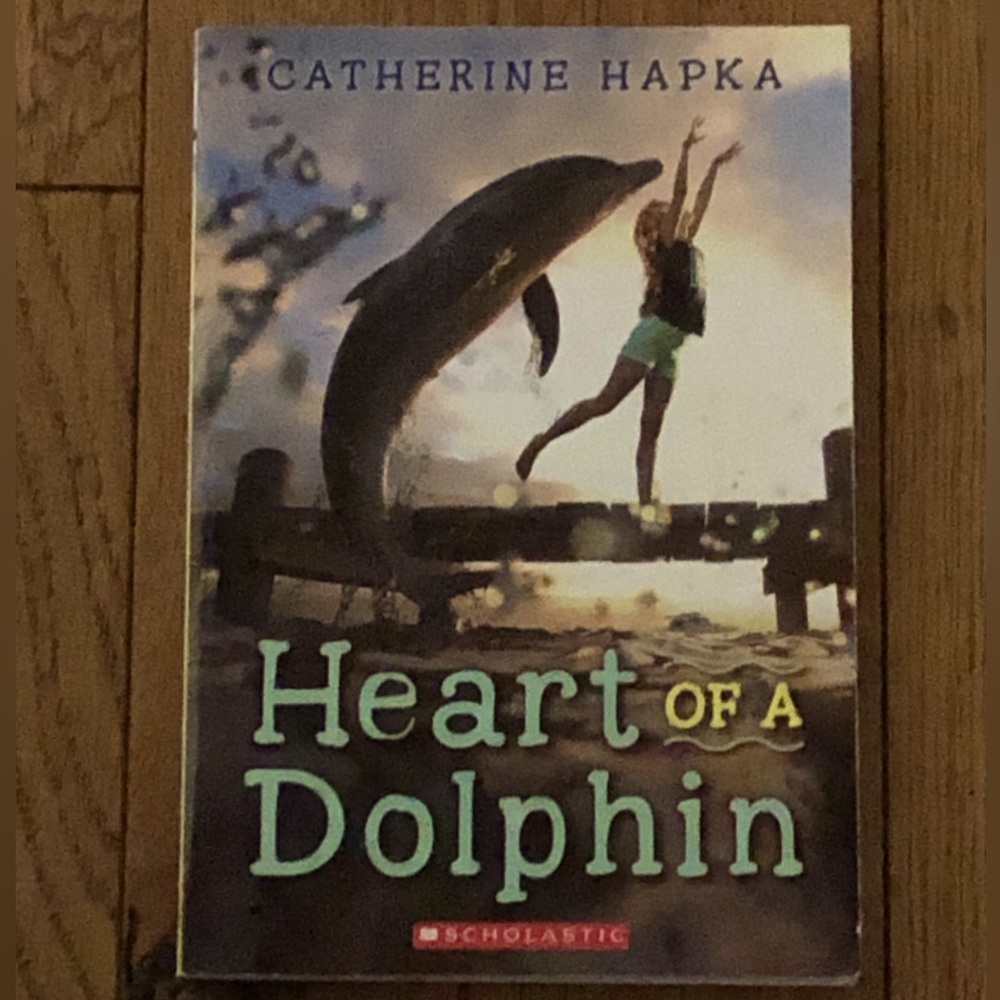 (Book) Heart Of A Dolphin by Catherine Hapka